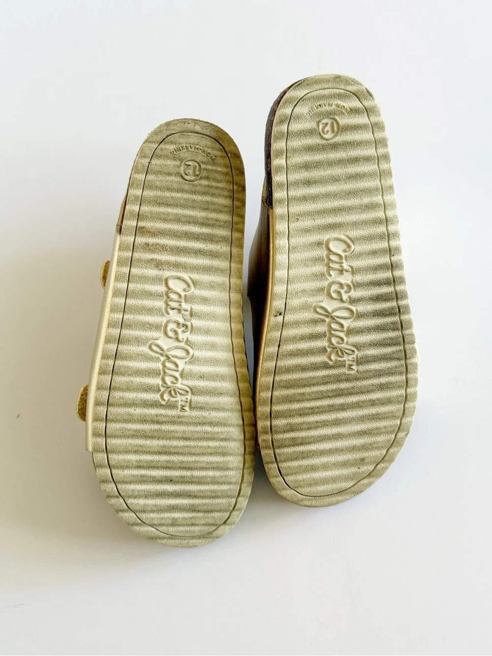 Cat & Jack Toddler Girls Reagan Footbed Gold Sandals